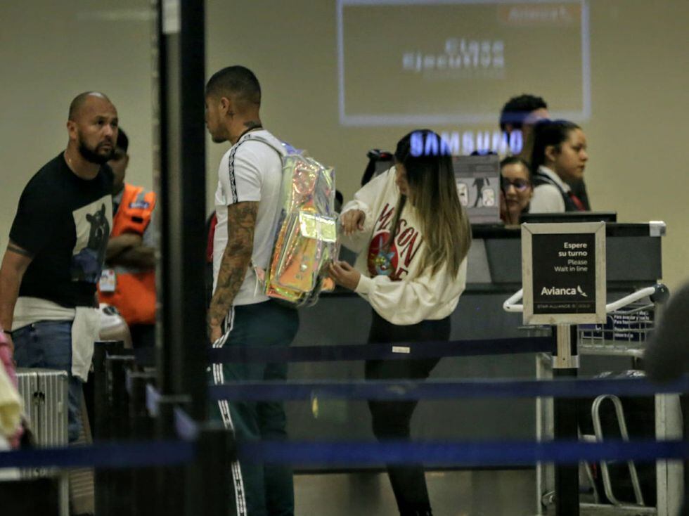 Selección Peruana | Paolo Guerrero partió rumbo a Brasil para unirse a la pretemporada del Internacional | Fotos y Video: César Bueno (GEC)