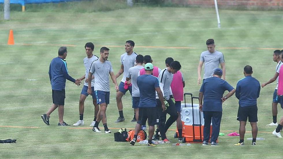 Alianza Lima: Miguel Ángel Russo llegó a la práctica y se despidió de jugadores
