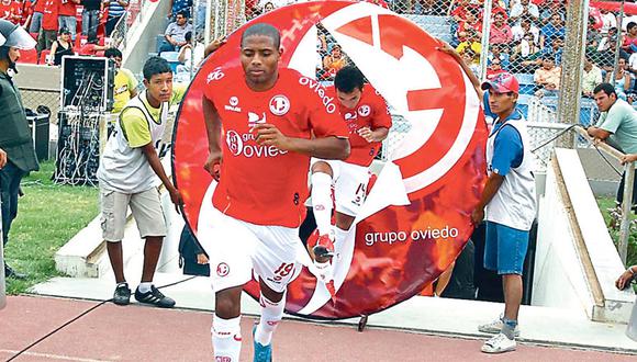 Roberto Guizasola llegó a Argentina y firmó por dos años por Rosario Central