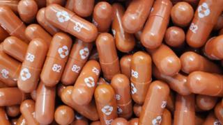 Una nueva píldora contra el COVID-19 obtiene resultados prometedores en pruebas preliminares