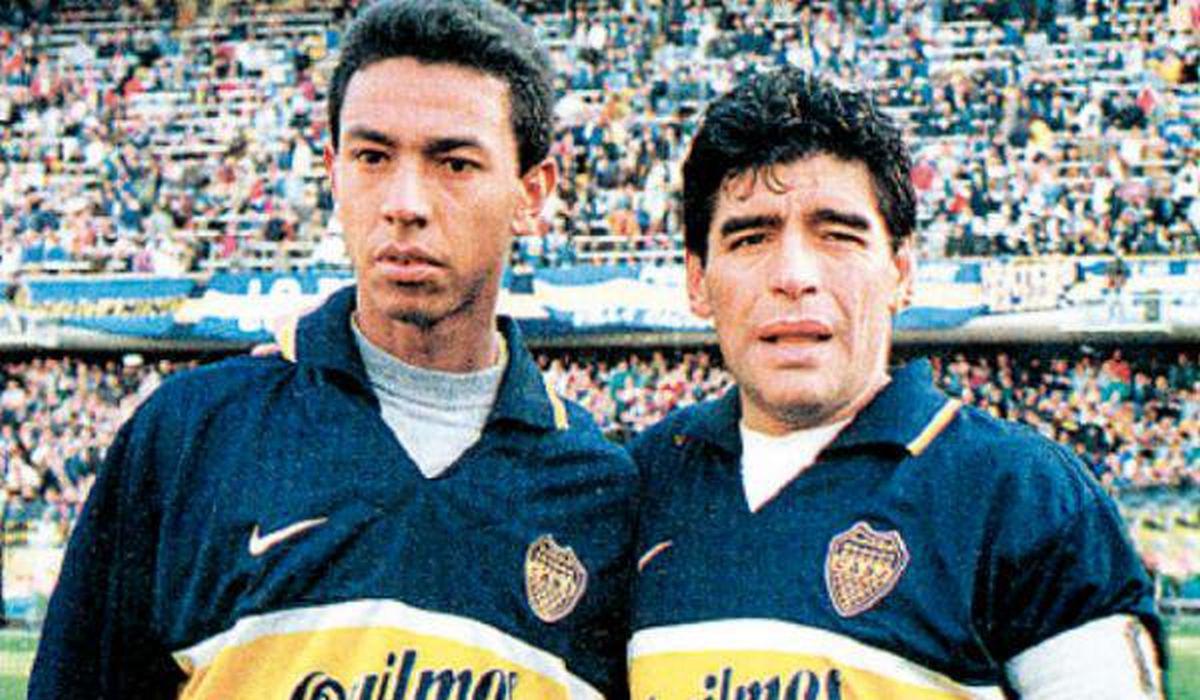 Nolberto Solano sobre su debut en Boca Juniors junto a Maradona: “Es como  si hubiese jugado con Messi o Cristiano” | FUTBOL-PERUANO | EL BOCÓN