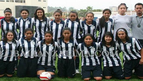 Alianza Lima confirma a su equipo femenino después de 4 años