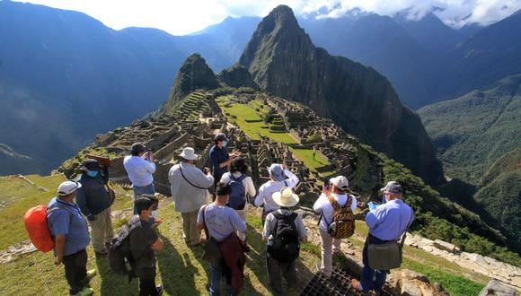 La ciudadela inca, majestuoso destino turístico, ya ganó este premio el 2018, 2019 y 2020 en esta categoría y tenemos que apoyar su candidatura para llevarnos el título por cuarto vez. (AFP / Percy Hurtado)