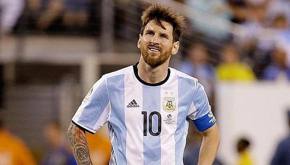 Lionel Messi: Modelo chilena le pide que no "arrugue"