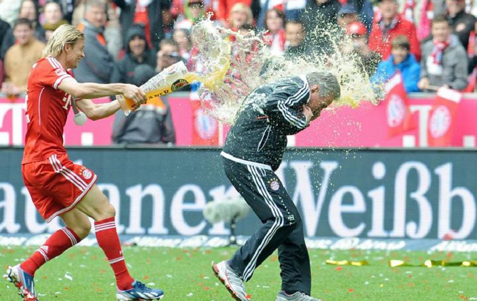 Bayern Munich y Claudio Pizarro celebran título en la Bundesliga [FOTOS]