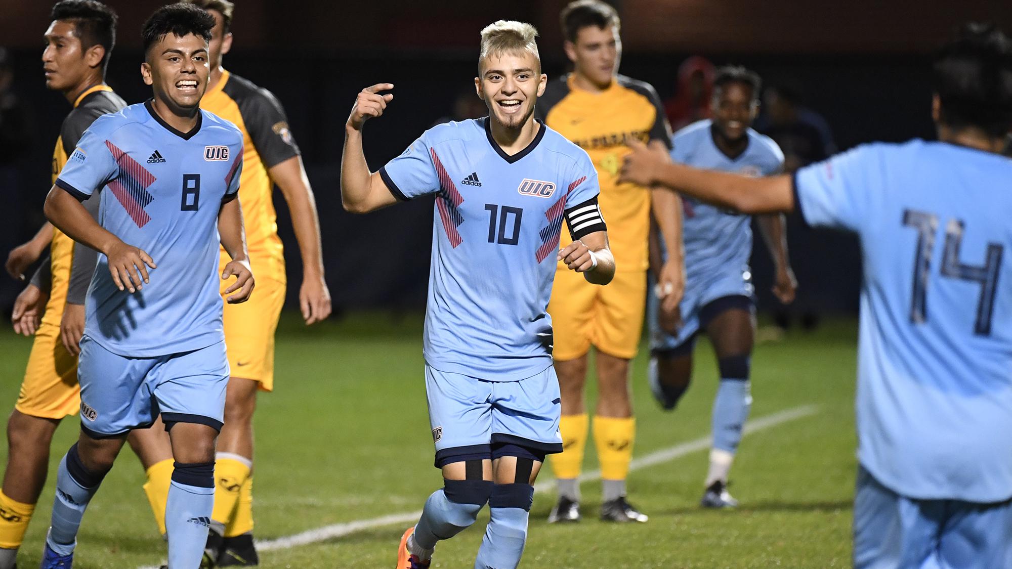 Futbolista mexicano anunció su fichaje en Tinder a pesar de que el club no ha oficializado su contratación | FOTO