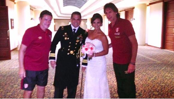 Perú vs. Colombia: mujer de 89 años lleva vestido de novia para Gareca