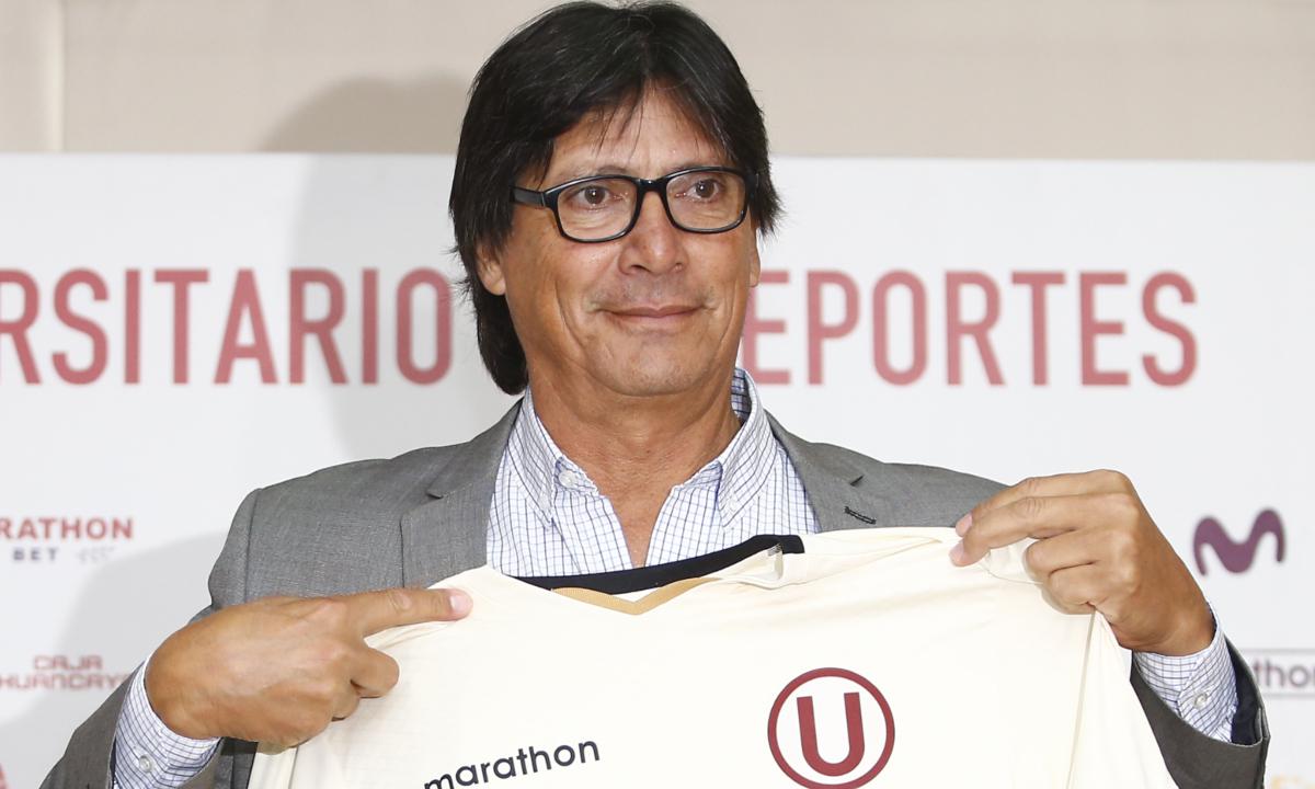 Ángel Comizzo dirigió los 17 encuentros de Universitario en el Torneo Clausura 2019 | Foto: GEC