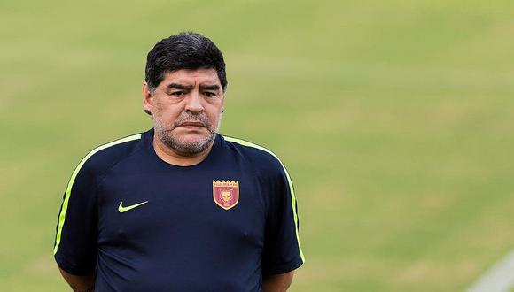 Maradona aguarda en Colombia para ser operado de la rodilla izquierda