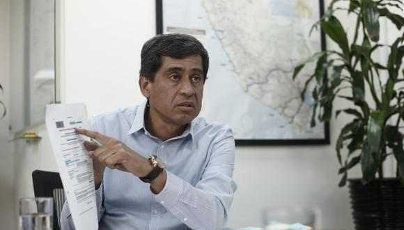 Ministro de Transportes y Comunicaciones, Carlos Lozada, anunció el reinicio de los vuelos nacionales y viajes interprovinciales. (Foto: Leandro Britto)