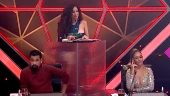 Janet Barboza fue presentada como jurado vip en “El Artista del año” y Tilsa Lozano sorprendió con reacción. (Foto: Captura América TV).