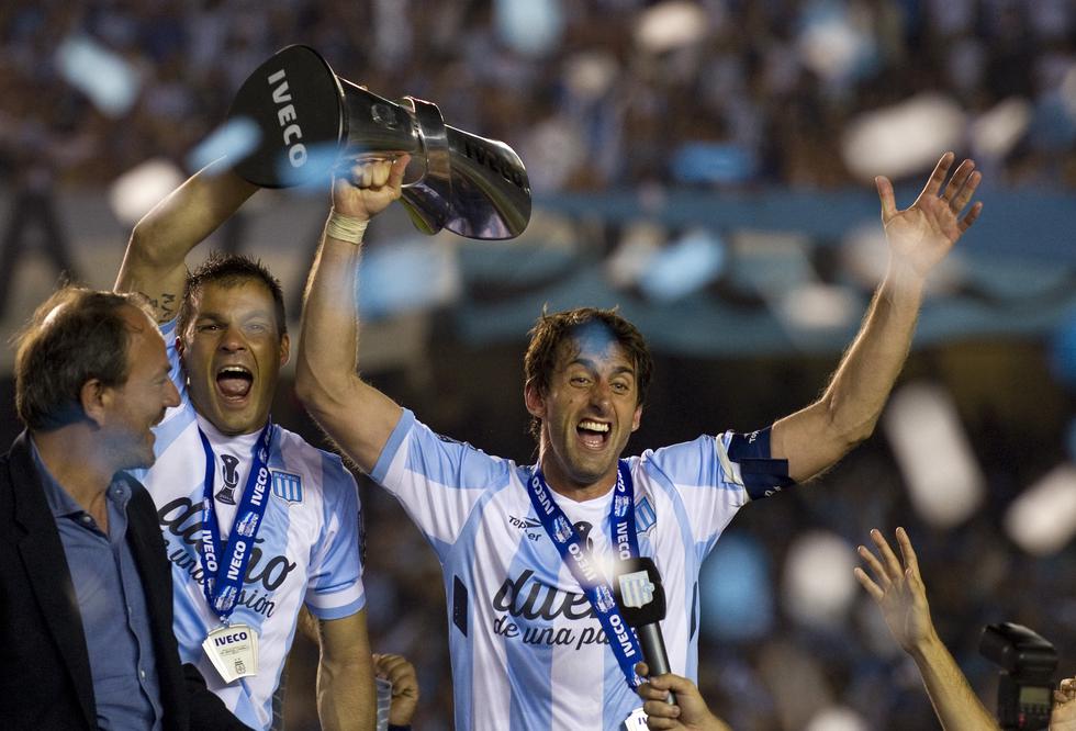 Diego Milito terminó su exitosa carrera en el equipo de sus amores: Racing Club de Avellaneda. (Foto: AFP)