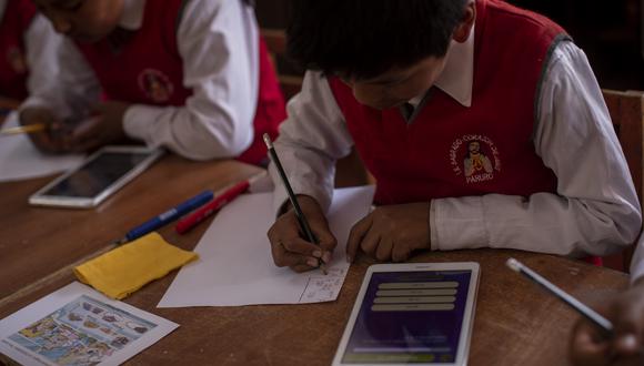 El Gobierno prometió entregar más de un millón de tablets a estudiantes peruanos. (Foto: GEC)