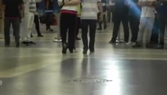 Paolo Guerrero: Adolorido, frustrado y cojeando salió del Maracaná [VIDEO]