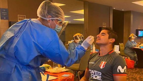 Los jugadores de Perú fueron sometidos a pruebas de descarte de COVID-19 este lunes. (Foto: FPF)