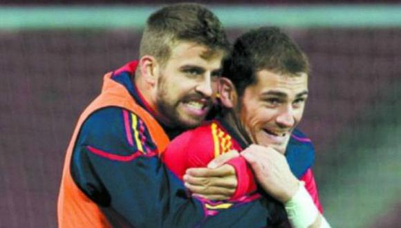 Twitter: Revelan conversación privada entre Pique y Casillas [FOTOS]