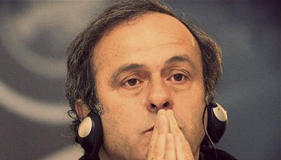 FIFA: Michel Platini le pide a Joseph Blatter que dimita