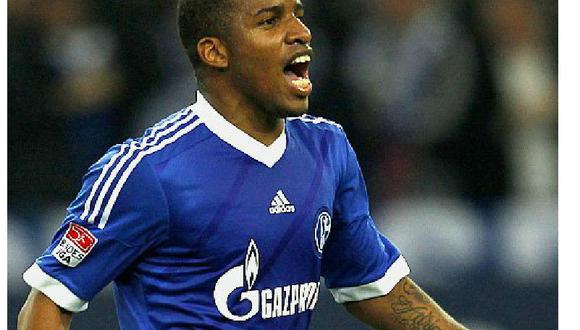 Jefferson Farfán dejaría el Schalke para ganar casi 11.8 millones de dólares al año