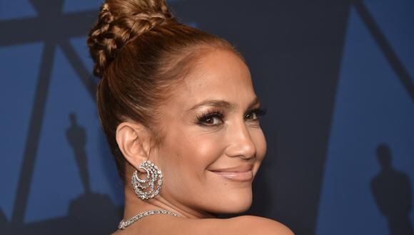 Jennifer Lopez  y mágica interpretación de ‘People’  en concierto online. (Foto: AFP)