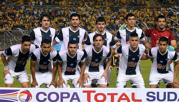 Copa Sudamericana: Libertad busca pase a octavos en casa ante Huracán