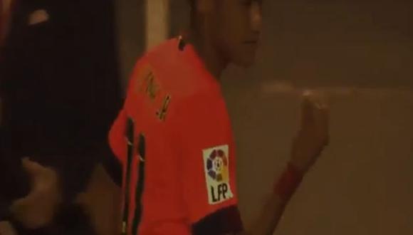 Barcelona: Neymar le hace gestos a Luis Enrique por cambiarlo ante el Sevilla [VIDEO]