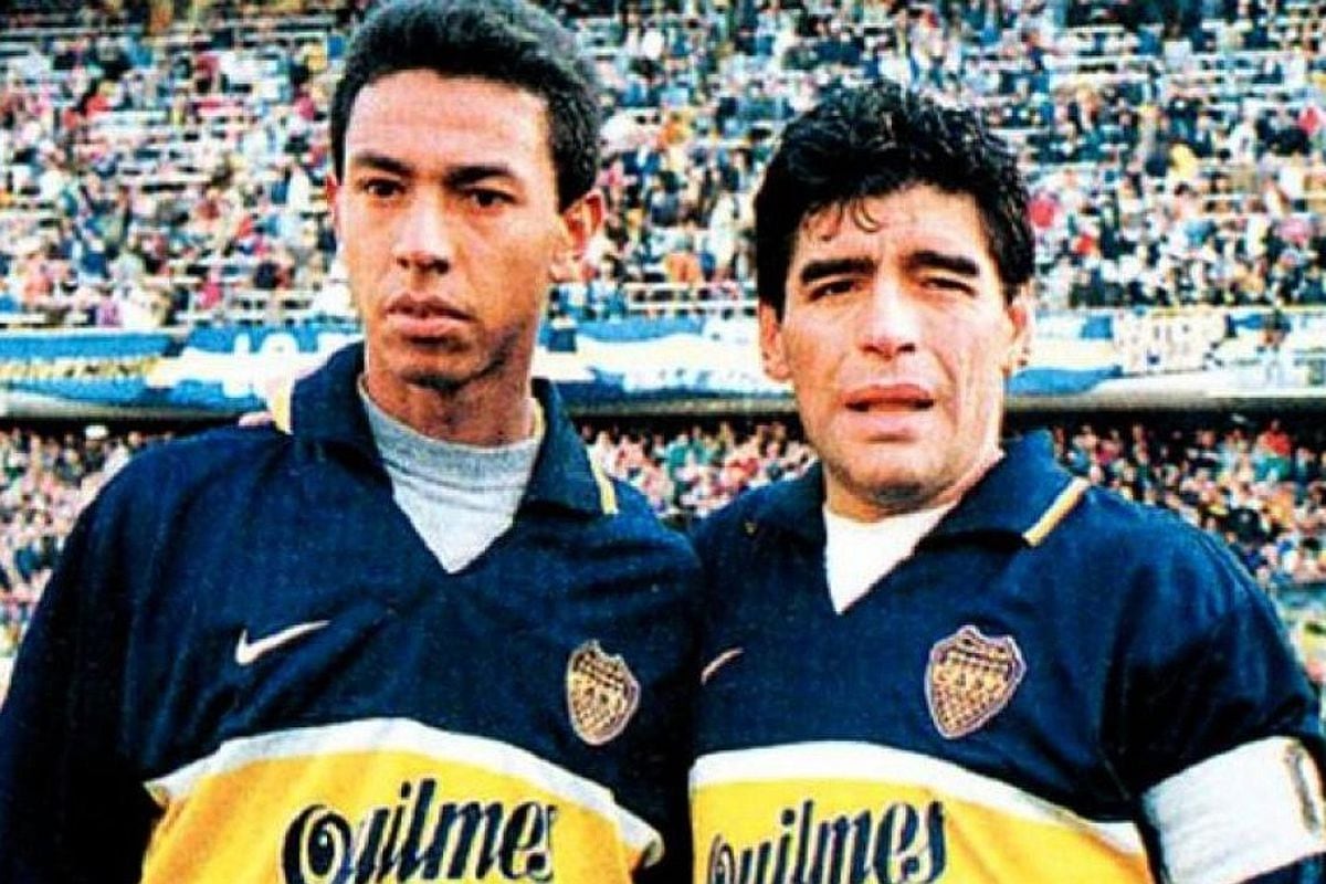 Nolberto Solano elegido en el once ideal de ex Boca Juniors en la ...