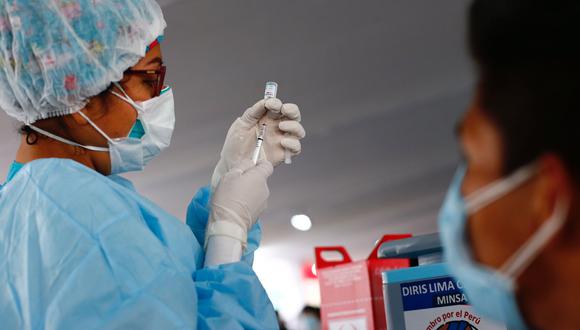 En Perú se aplican dos dosis para completar vacunación contra el COVID-19. (Foto: GEC)