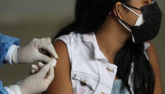 Este lunes 24 de enero se inició la inmunización contra el COVID-19 a menores de 5 a 11 años en el Perú. (Foto: Julio Reaño/@photo.gec)