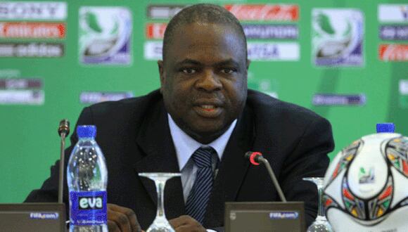 Nigeriano Adamu recurre ante la CAS sus tres años de suspensión en la FIFA 