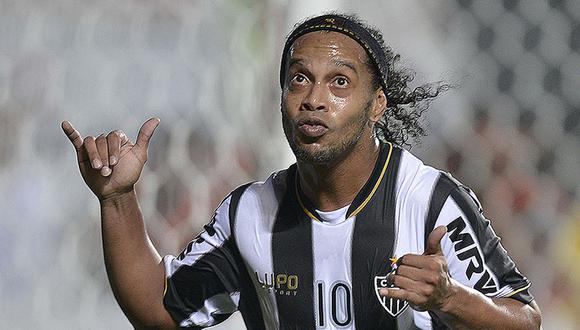 Estas son las exigencias de Ronaldinho para jugar en Turquía