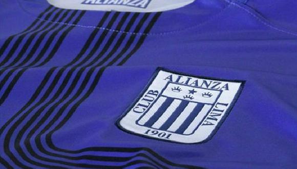 Alianza Lima presentó su nueva camiseta morada [FOTO]