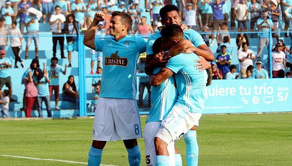 Sporting Cristal goleó 3-0 a San Martín y es único puntero