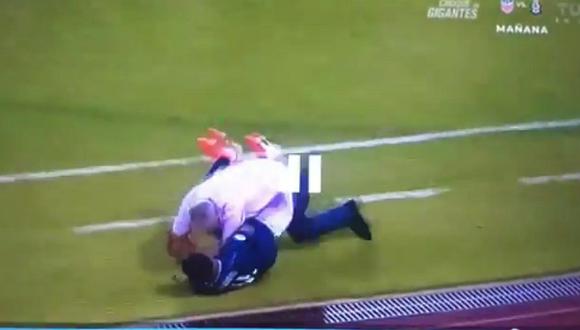 Amistosos FIFA: Tolo Gallego fue tumbado por jugador de Bermudas y casi se van a las manos | VIDEO