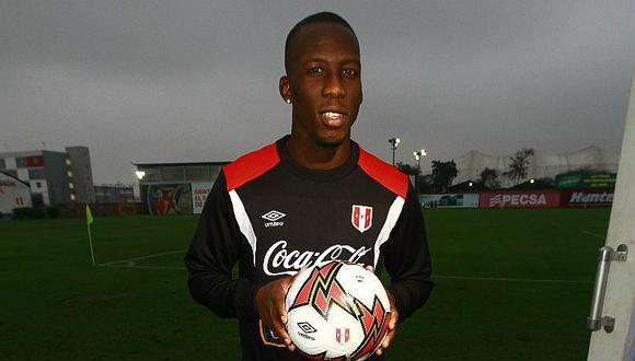 Selección Peruana: Luis Advíncula celebra puesto 15 de Perú en el ranking