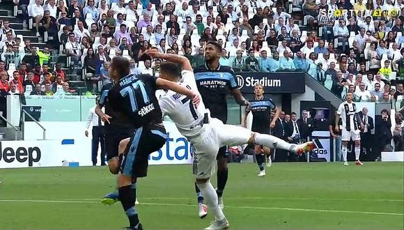 Juventus vs. Lazio: Cristiano Ronaldo a punto de marcar de cabeza