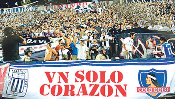 La Garra Blanca recibió al Comando Svr en Santiago y tienen un plan para el jueves