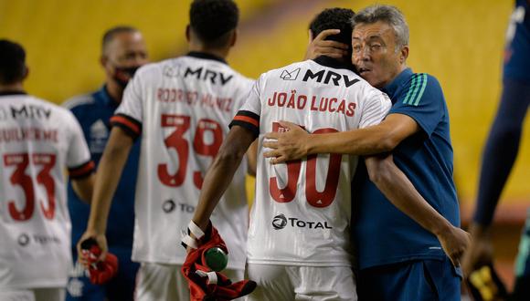 Según informa Globo Sporte, la delegación del Mengao llegó a Brasil con 27 casos confirmados de COVID-19. Este fin de semana en Ecuador, Independiente del Valle y Barcelona SC se enfrentan por la fecha 14 de la Liga Pro