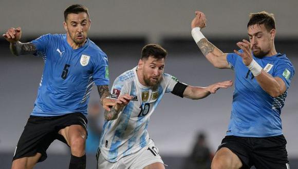 En el encuentro jugado en Buenos Aires, Argentina venció a Uruguay por 3-0. (Foto: AFP)