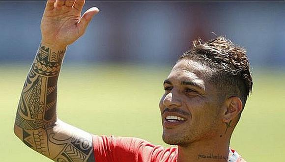 Selección peruana: El noble gesto de Paolo Guerrero con hincha