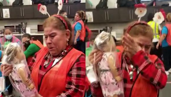 Una mujer mayor que rompió en llanto al recibir la primera muñeca de su vida se robó los corazones de los usuarios de las redes sociales. | Crédito: @lilianmejia06 / TikTok