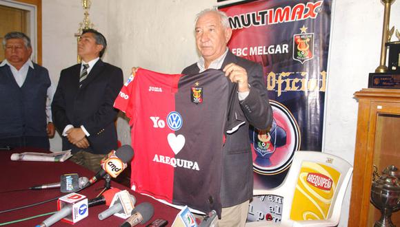 "Viejo" Jurado firma un empate contra Alianza Lima