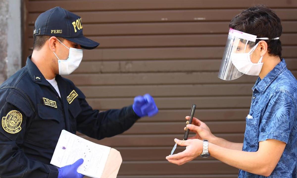 El Bono Familiar Universal 760 soles está destinado para 6.8 millones de hogares vulnerables que se han visto afectados por la pandemia del coronavirus.