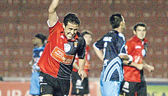Vence 2-0 a Vallejo y lo aleja de la punta de la liguilla B y de la Libertadores