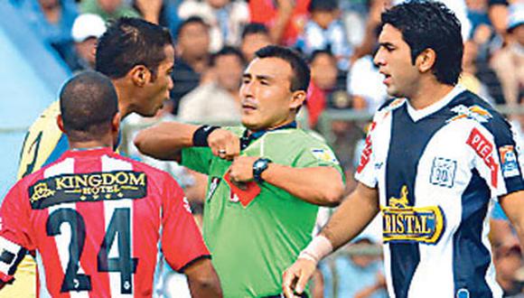 Lo culpa por derrota de Total Chalaco