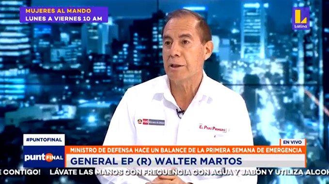 Ministro de Defensa señala que militar no ha sido retirado de la instución y afirma: "Las FF.AA actúan con firmeza pero con respeto a la población"
