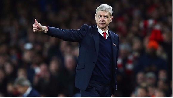 Arsene Wegner se queda en el Arsenal dos temporadas más
