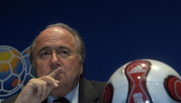Blatter se queja de retrasos de las obras en Brasil 2014
