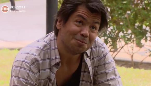 Pietro Sibille se suma al elenco de la serie "De vuelta al barrio" con misterioso, pero sonriente personaje. (Foto: Captura de video)