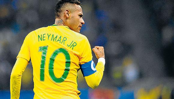 Neymar a un gol de igualar marca de Pelé [VIDEO]