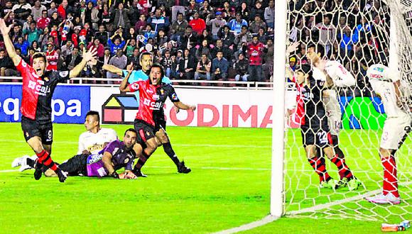 Universitario de Deportes cayó 2-0 ante Melgar en Arequipa [VIDEO]